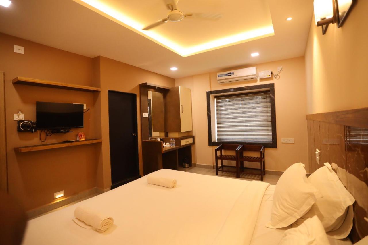 Hotel Southern Heritage Udupi Kültér fotó