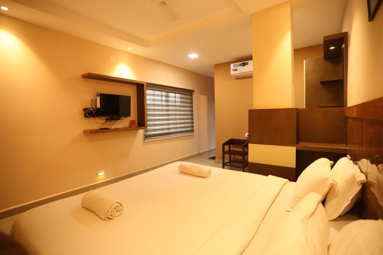 Hotel Southern Heritage Udupi Kültér fotó